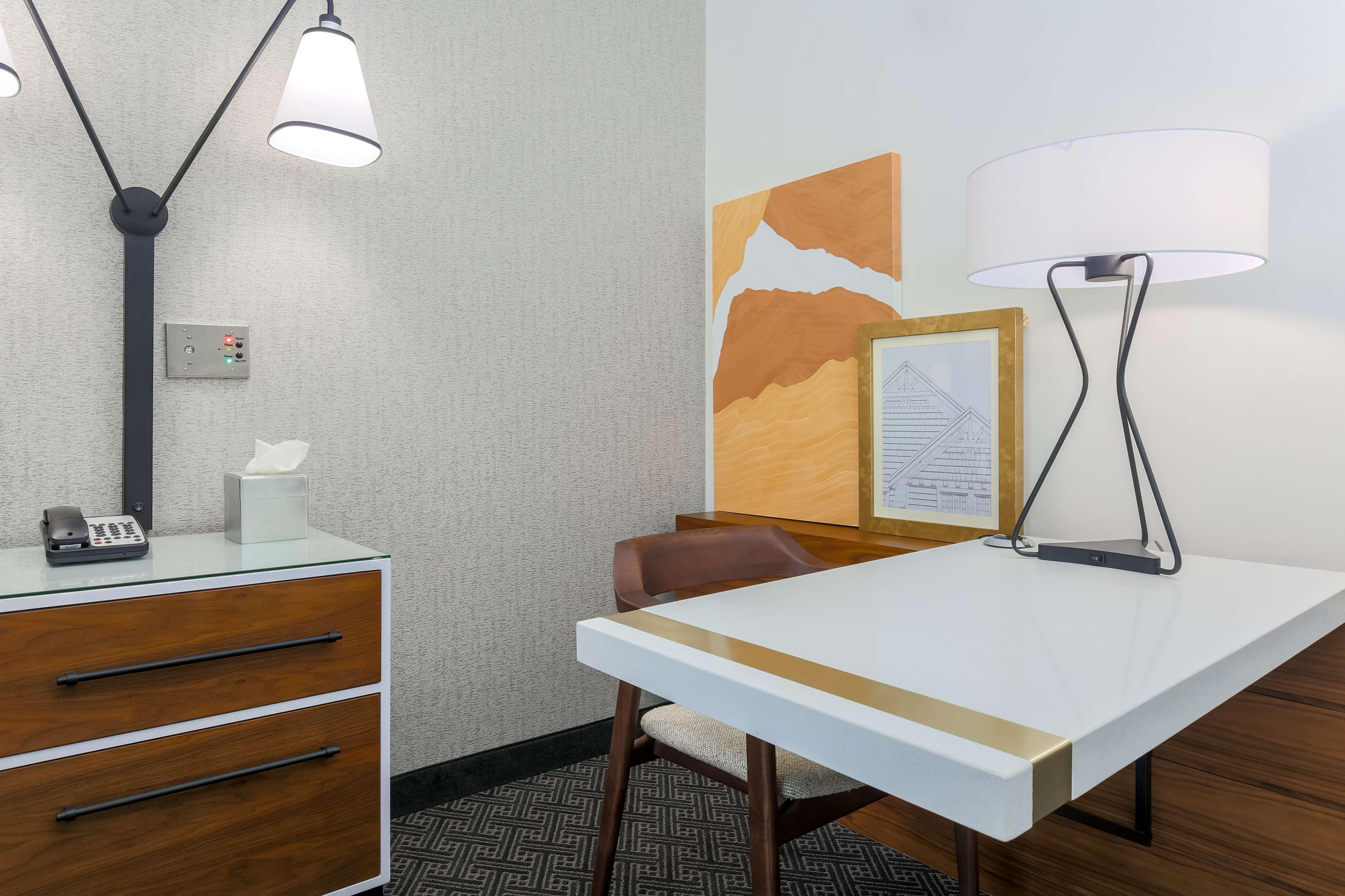 Doubletree Suites By Hilton Hotel Sacramento - Rancho Cordova Extérieur photo