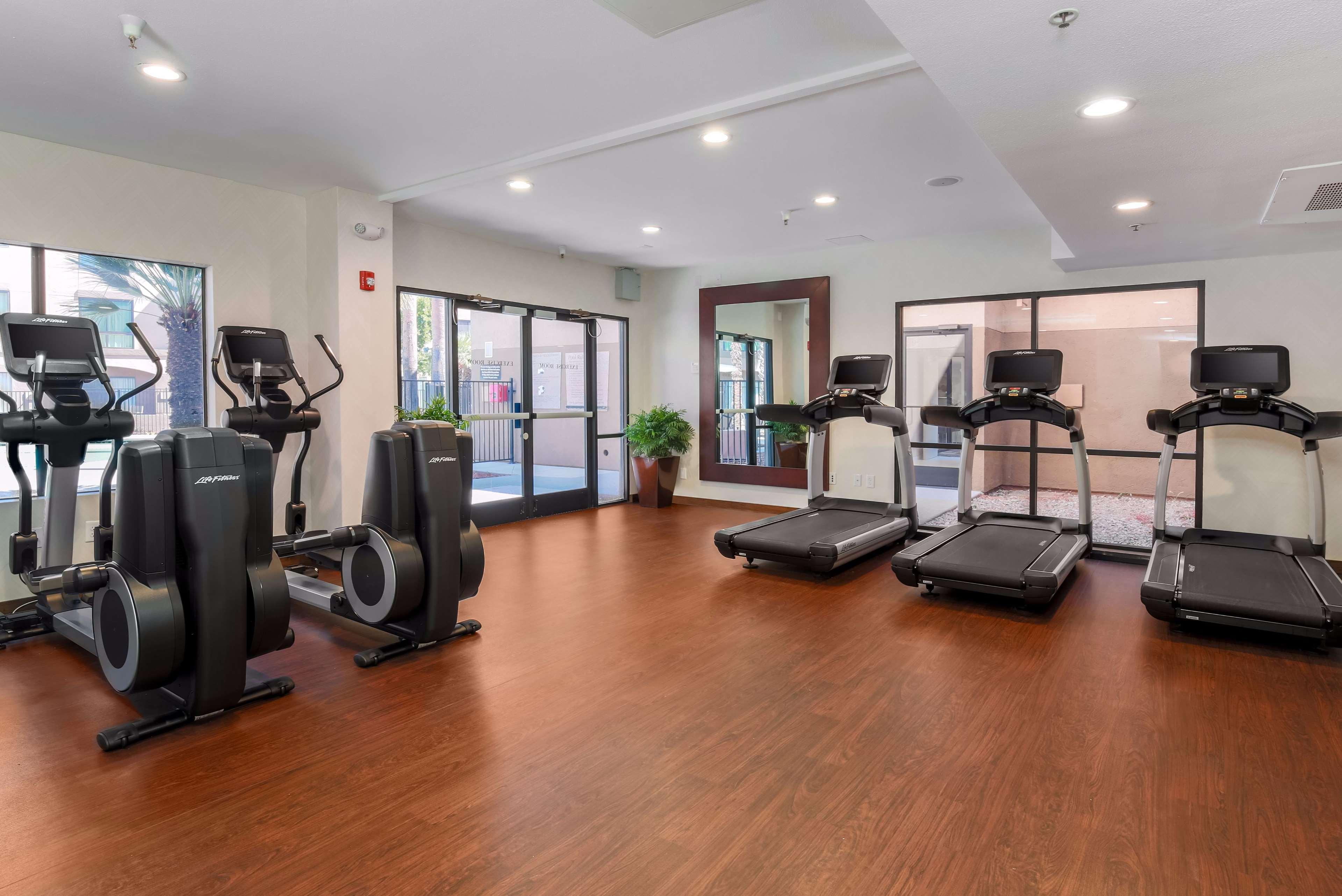 Doubletree Suites By Hilton Hotel Sacramento - Rancho Cordova Extérieur photo