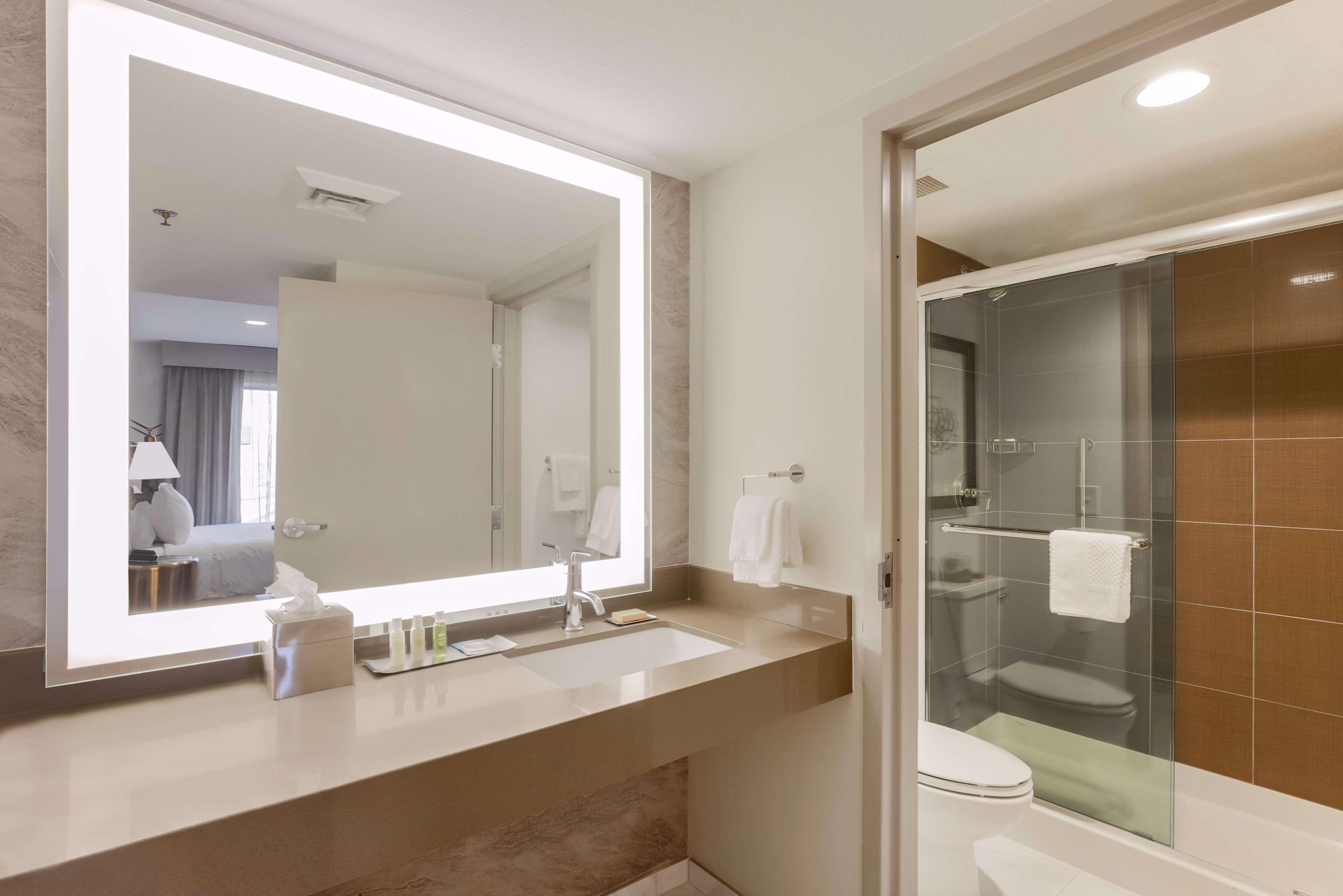 Doubletree Suites By Hilton Hotel Sacramento - Rancho Cordova Extérieur photo