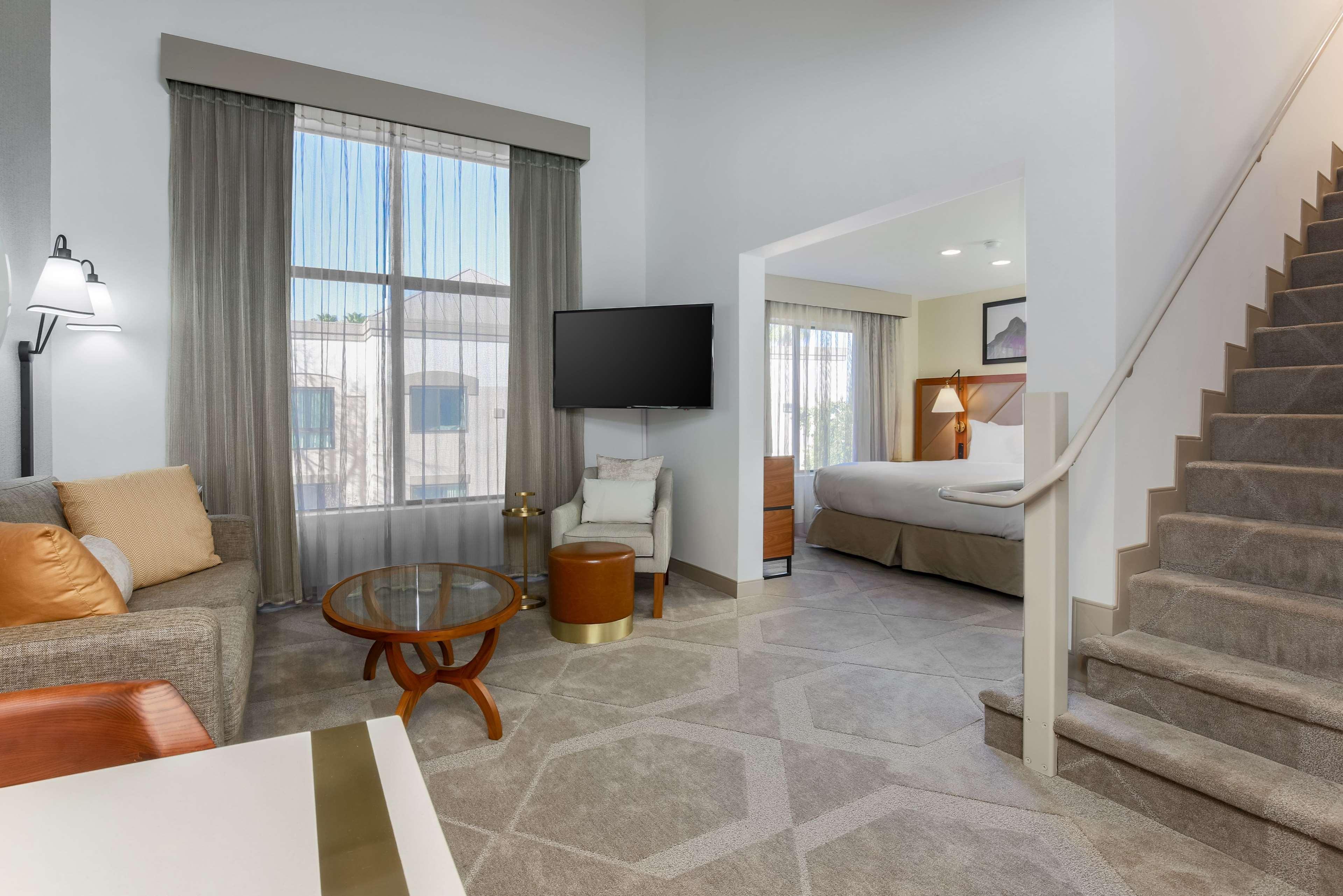 Doubletree Suites By Hilton Hotel Sacramento - Rancho Cordova Extérieur photo