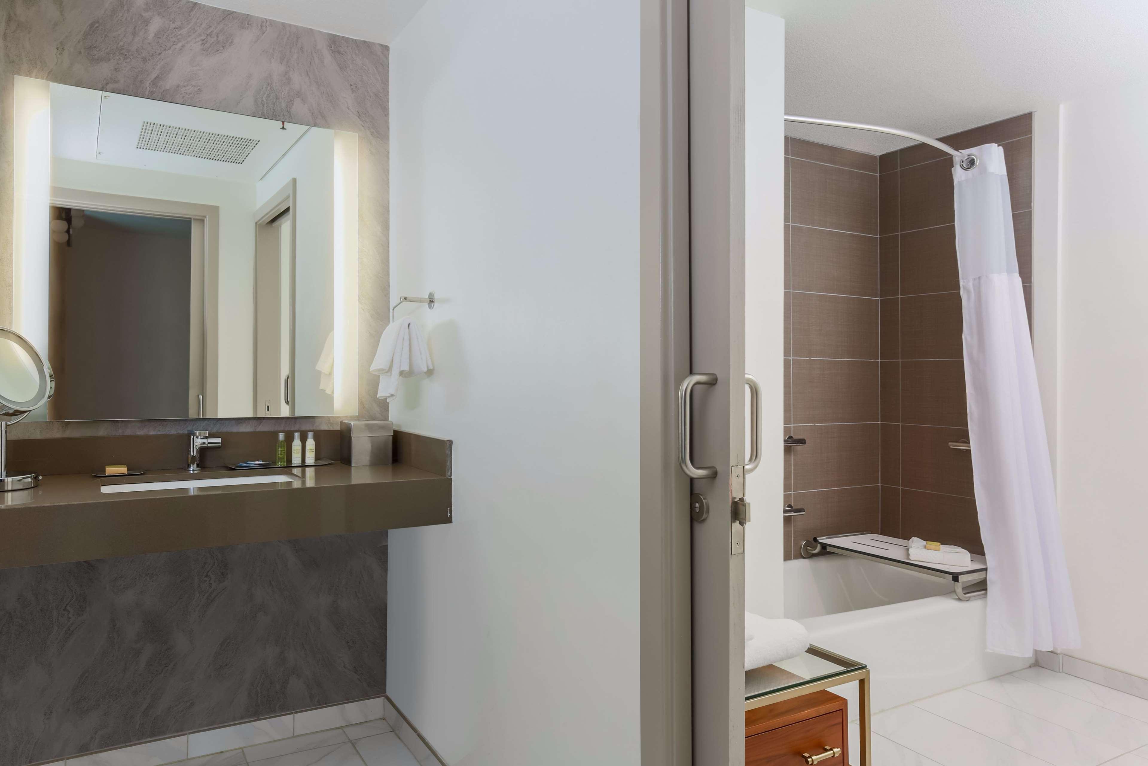 Doubletree Suites By Hilton Hotel Sacramento - Rancho Cordova Extérieur photo