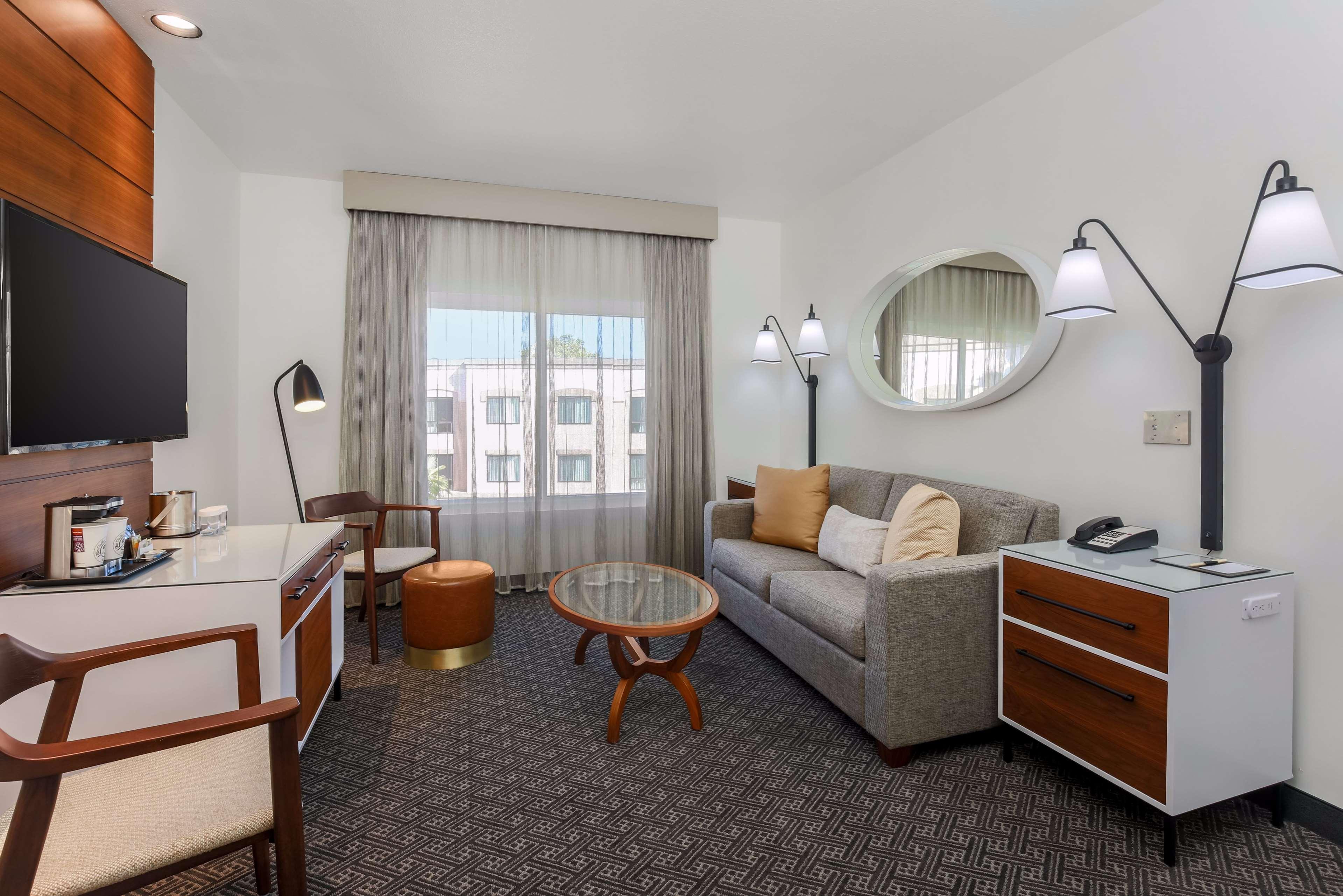 Doubletree Suites By Hilton Hotel Sacramento - Rancho Cordova Extérieur photo