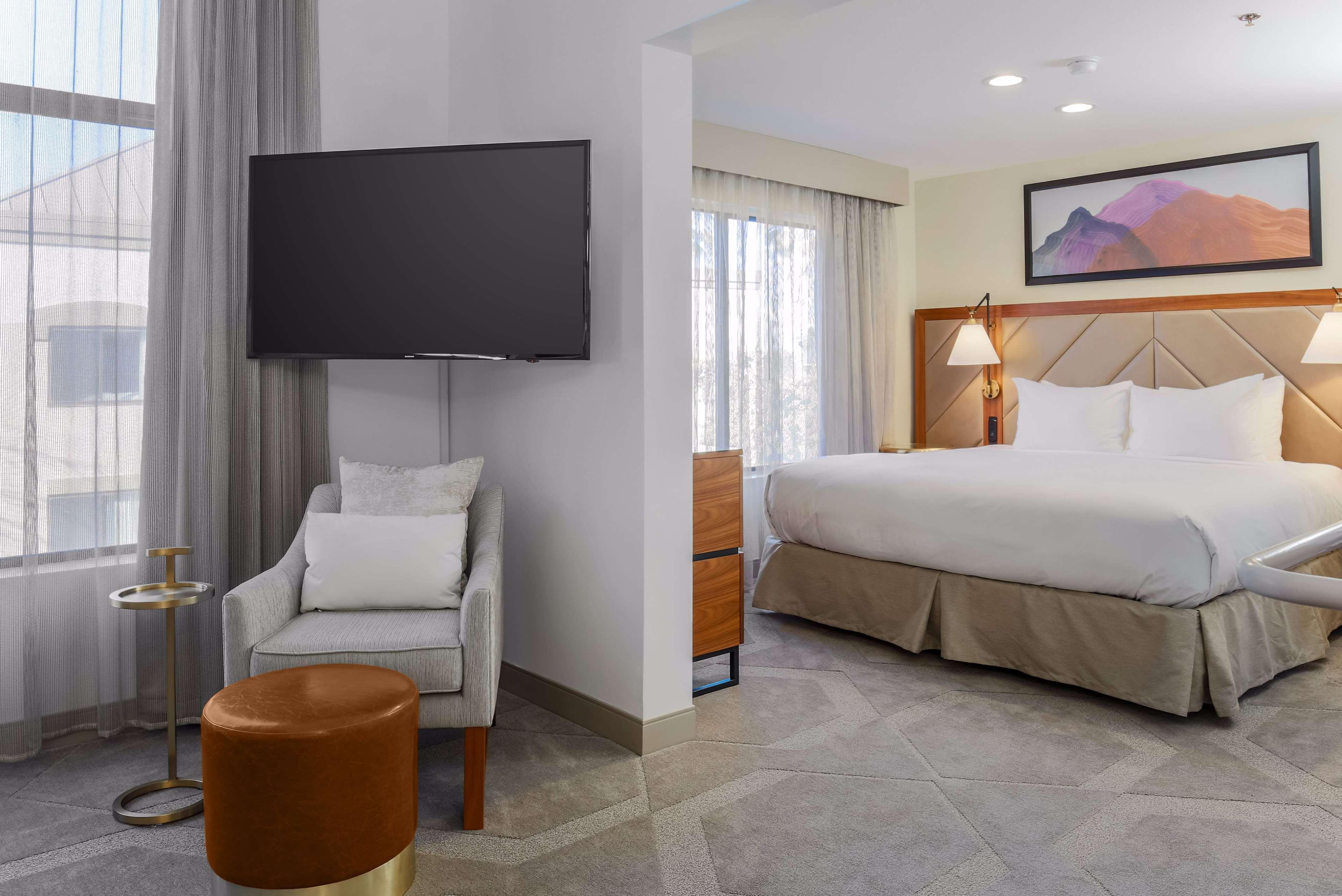 Doubletree Suites By Hilton Hotel Sacramento - Rancho Cordova Extérieur photo